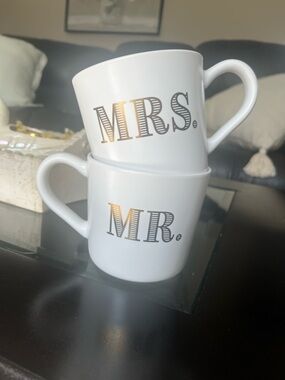 Mr. & Mrs. Ceramic Coffee Mug Set - White with Gold Lettering